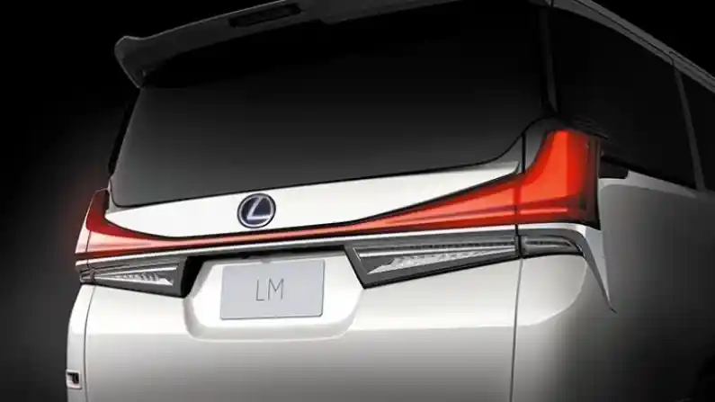 Foto - 6 Hal Penting Pada Lexus LM 350 yang Tidak Dimiliki Toyota Alphard