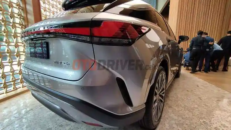 Foto - All New Lexus RX Series, Meluncur Usung Tiga Model Sekaligus 