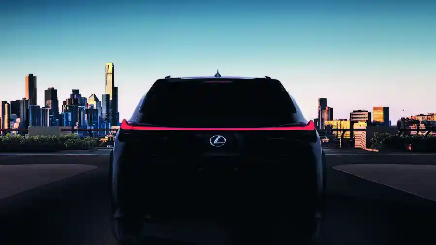 Foto - Lexus Siapkan Crossover Kecil, Satu Basis Dengan Toyota C-HR