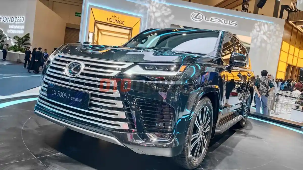 Foto - Lexus Boyong Dua Flagship Ramah Lingkungan, LX700h dan LC500h