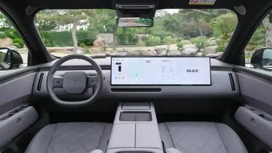 Foto - Li Auto L9 Versi Terbaru Resmi Hadir Di Cina, SUV Dengan Segudang Fitur Canggih