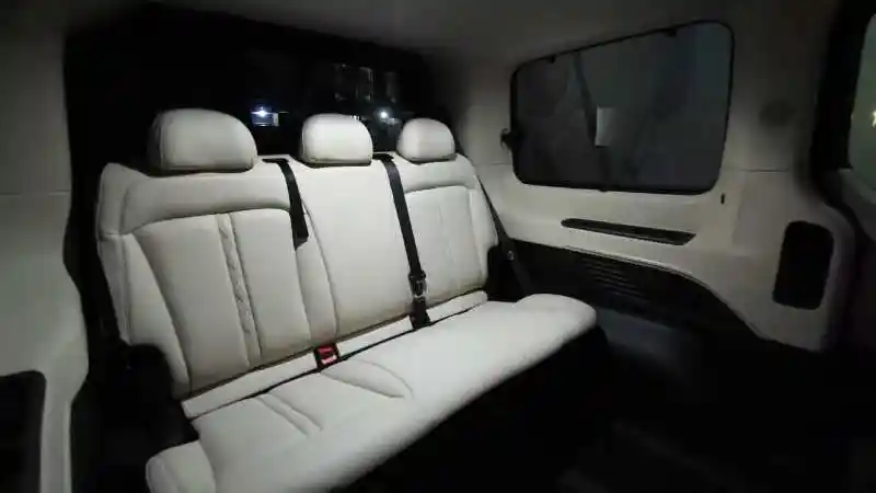 Foto - Kolaborasi Hyundai dan Lombardi Lahirkan Staria Super Mewah Berbanderol Rp1,4 miliar