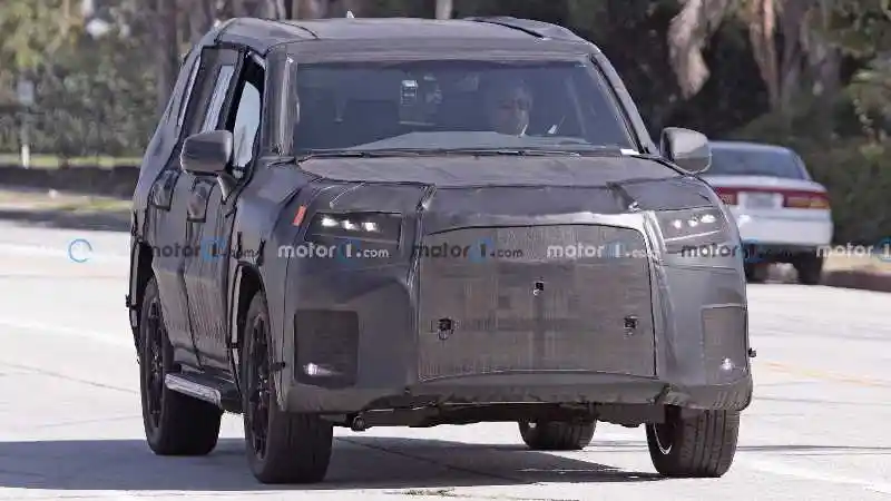 Berita - Titisan Land Cruiser 300 Muncul Sebagai Lexus LX600 