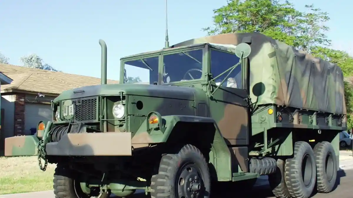 Truk - Bukan Hanya Rambo, REO M35 Jadi Bintang di Film-Film Perang Hollywood