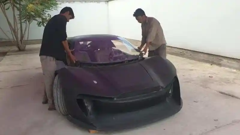 Berita - Afganistan Buat Supercar Canggih, Simak Bocorannya
