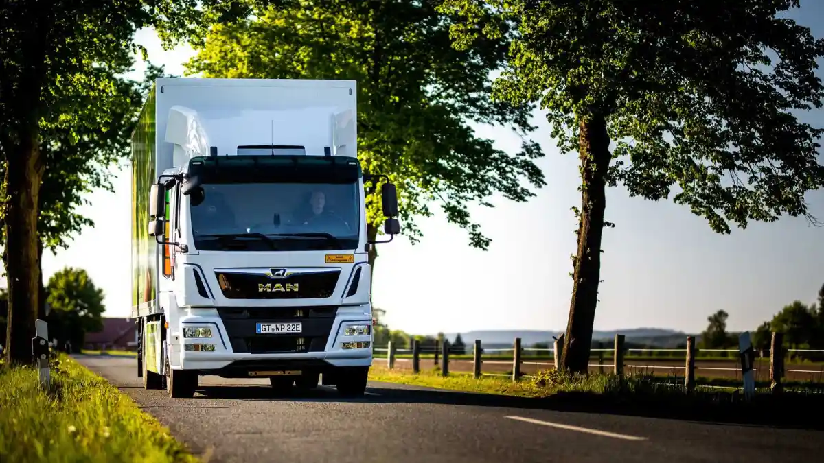 Berita - MAN Persiapkan Truk Listrik UnTuk Jarak Jauh