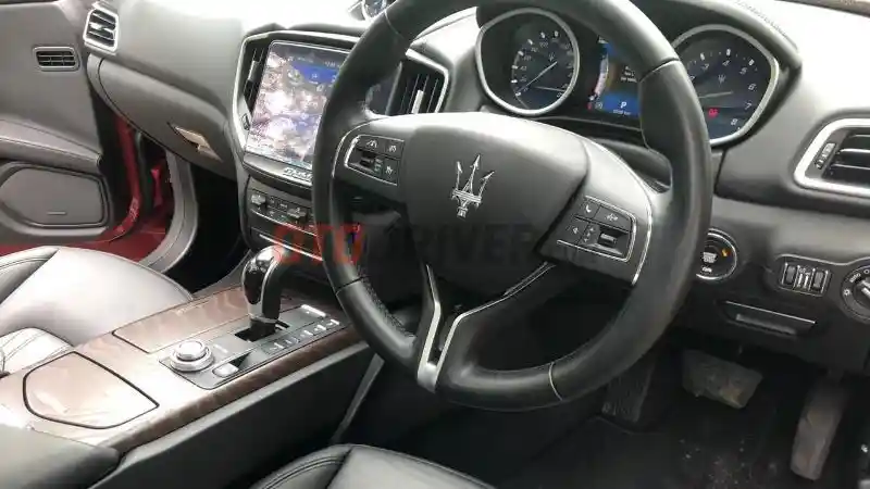 Foto - FIRST DRIVE: Maserati Ghibli 