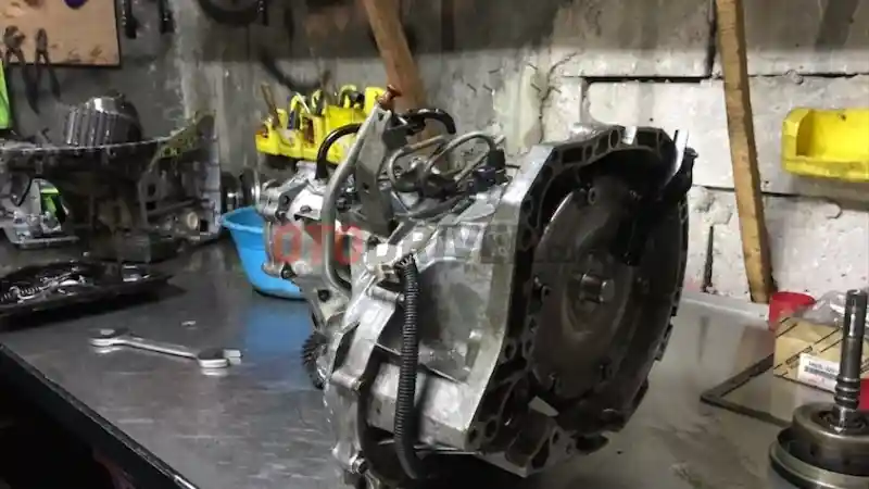 Foto - Perhatikan Hal-Hal Ini Agar Transmisi Otomatik Lebih Awet (Part 1)