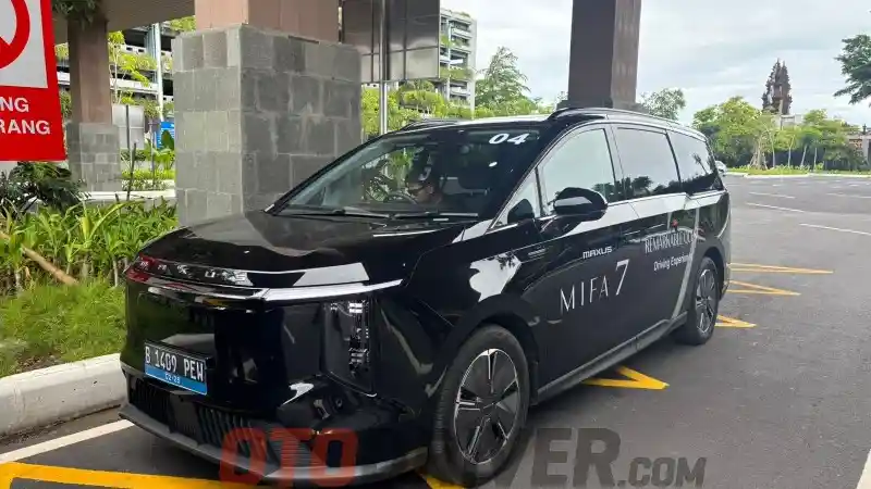 Berita - Meski Berdimensi Mirip, Namun Maxus Mifa 7 Bukanlah Lawan Voxy dan Serena