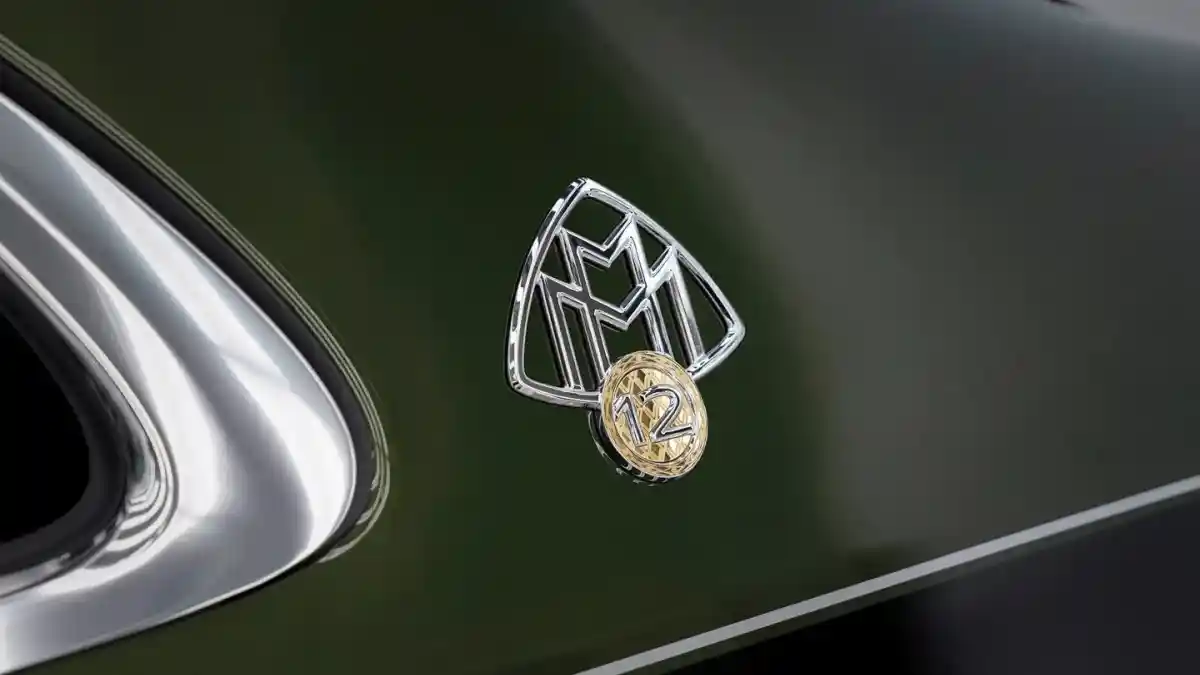 Foto - Di Negara Ini Penggemar Mercedes-Maybach Tetap Bertahan Dengan Mesin V12
