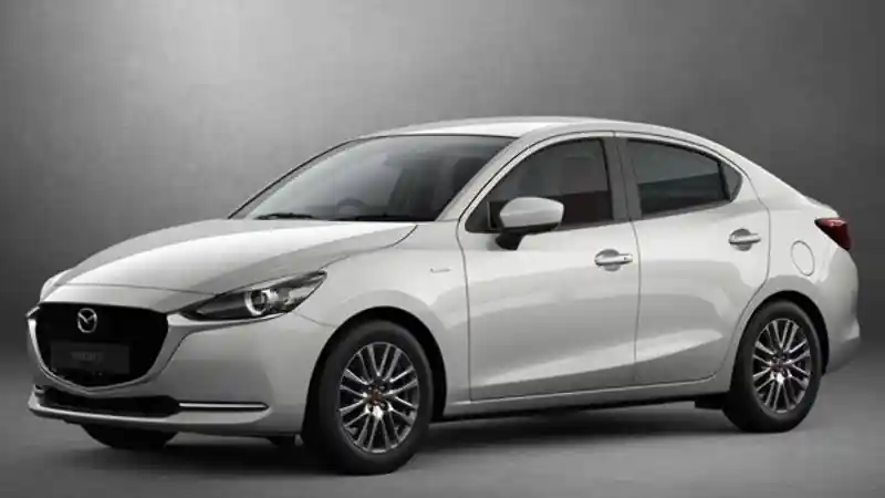 Foto - SPY SHOT: Mazda2 Sedan Di Indonesia