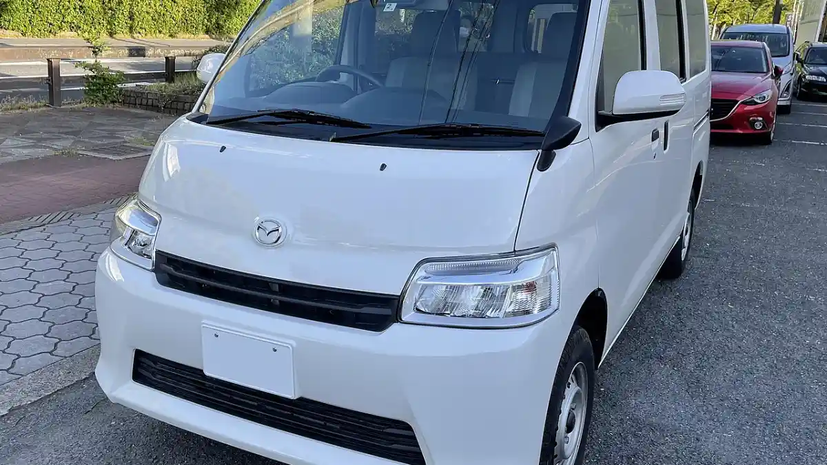 Foto - Dari Mana Asal Nama Van?