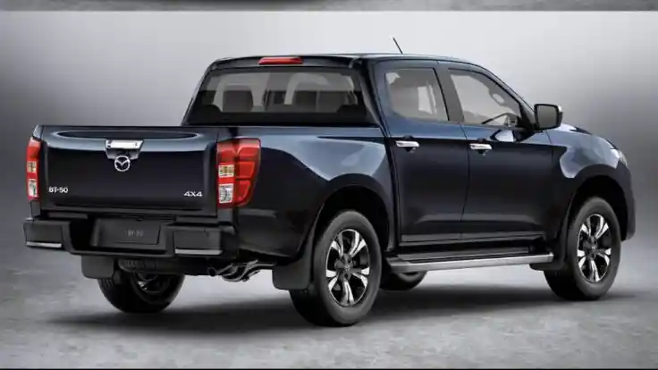 Foto - Kini BT-50 Bersaudara dengan D-Cab Lain