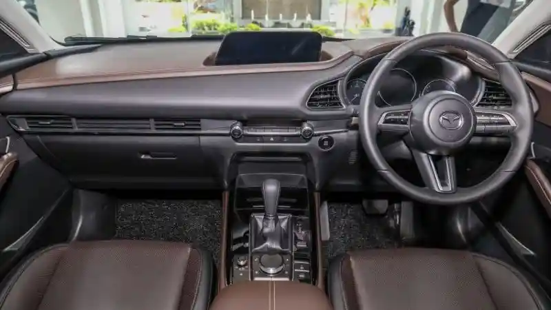 Foto - Sebuah Model Baru Mazda Seharga RP 480 Juta Mendekat Indonesia