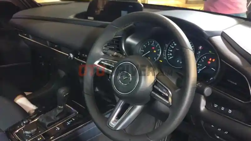 Foto - Sentuh RP 522 Jutaan, Apa yang Ditawarkan CX-30?