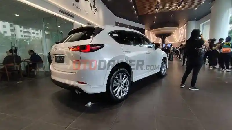 Foto - Daftar Harga MAZDA Terbaru (April 2023)