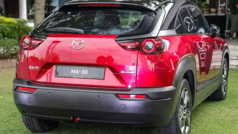 Foto - Mazda MX-30 BEV Resmi Hadir Di Negara Tetangga Indonesia Ini