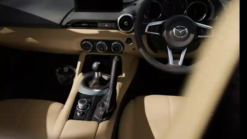 Foto - Mazda MX-5 Miata Dapati Facelift Di Jepang