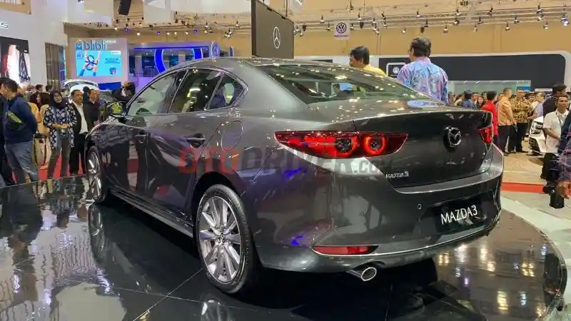Foto - GIIAS 2019: Ini Dia Harga Mazda 3 Generasi Terbaru