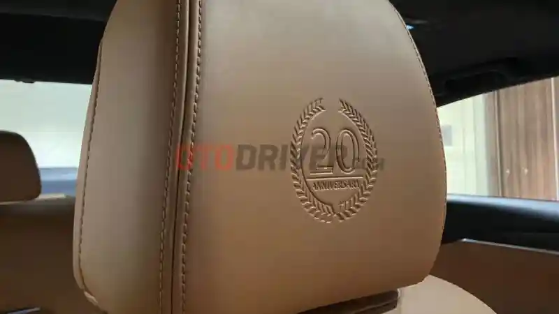 Foto - Hanya Dijual 50 Unit, Inilah Perbedaan Mazda6 20th Anniversary