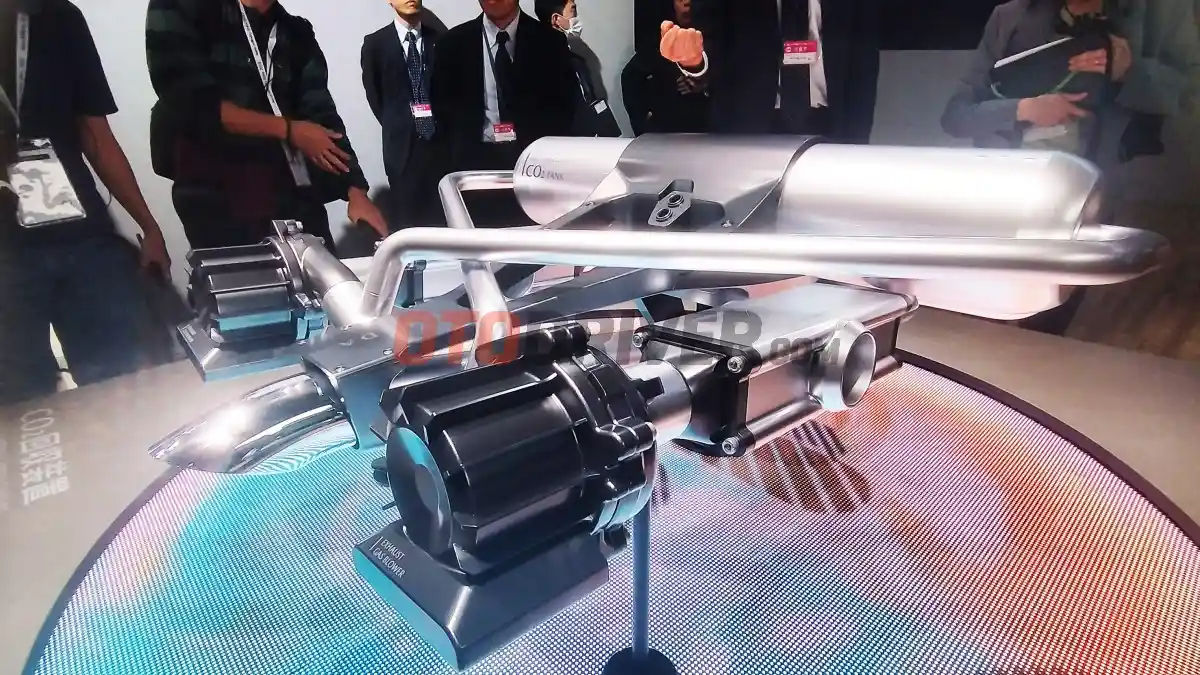 Foto - Mazda Memperkenalkan Teknologi Unik Untuk Masa Depan