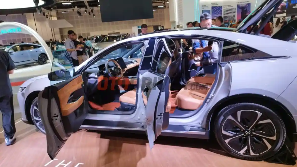 Foto - Mengenal Lebih Dekat Mazda6e Yang Akan Hadir di Indonesia