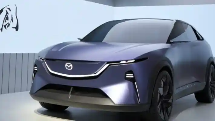Foto - Mazda Indonesia Pastikan Bawa EZ-60 Untuk Gantikan Posisi MX-30? Simak Bocorannya