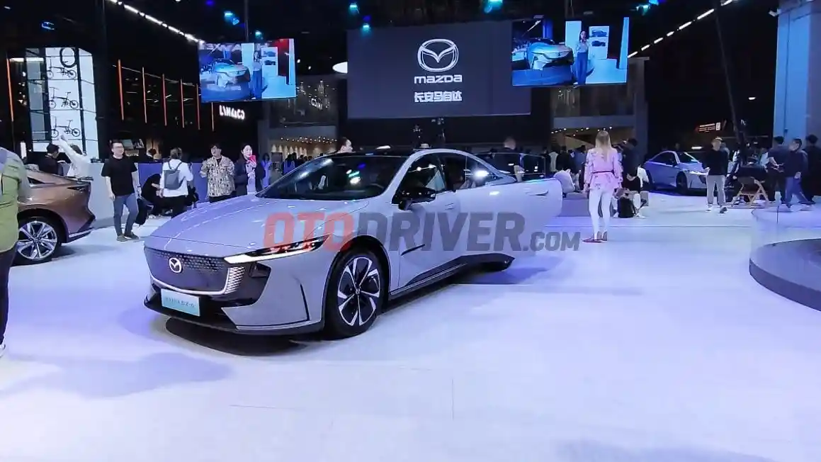 Foto - Auto Shanghai 2025: Pusat Otomotif Dunia Pindah Ke Tiongkok!