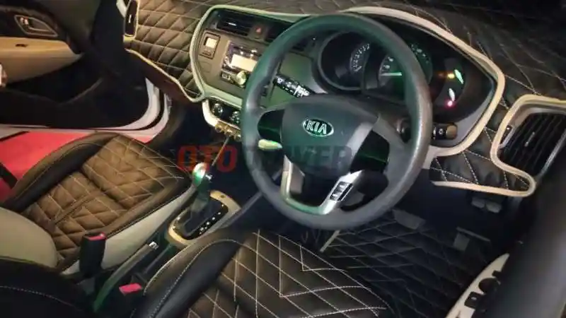 Foto - Civic Turbo ini Dinobatkan Memilki Interior Terbaik Se-Medan