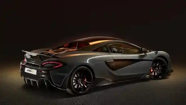 Foto - McLaren Luncurkan 600LT, Simbol Terbaru Sport Series