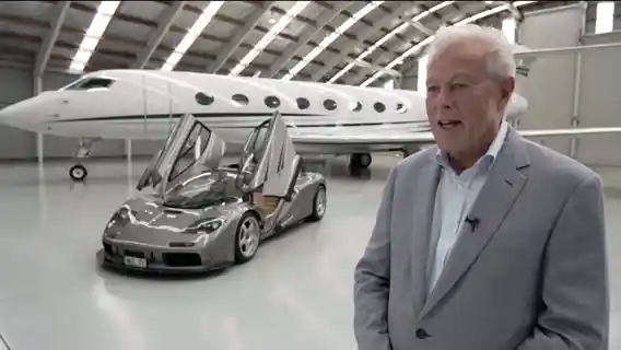 Foto - VIDEO: Mengintip McLaren F1 Paling Langka Di Dunia