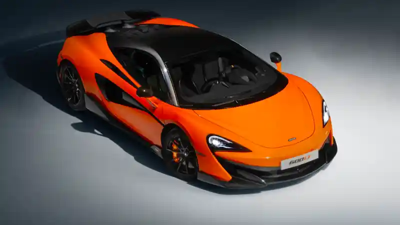 Foto - Inilah Mobil Paling Bertenaga Sekaligus Paling Ringan yang Pernah Diciptakan McLaren