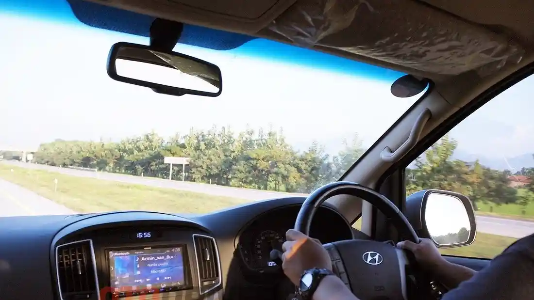 Foto - Begini Cara Aman Mudik Pakai Roof Box