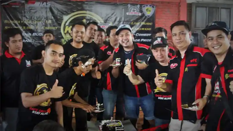 Foto - Toyota Agya Club Bogor-Depok Hadiri Ulang Tahun Pertama "Saudara" di Karawang 
