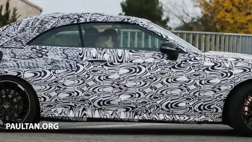 Foto - SPY SHOT : Mercedes-Benz Akhirnya Menghadirkan C-Class Cabriolet