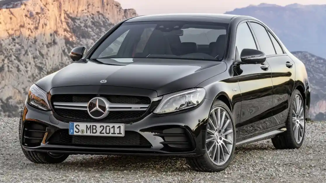Foto - Mercedes-Benz Dan AMG Racik C-Class Facelift nan Segar