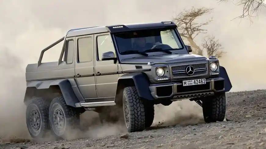 Berita - 8 Mobil Unik yang Pernah Diracik AMG. Tidak Hanya Mercedes-Benz!