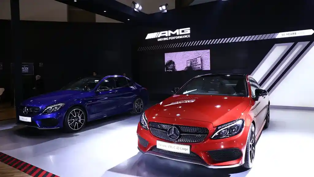 Berita - Mercedes-AMG Perkenalkan C 43 Coupe Bertenaga 367 DK di Indonesia, Harganya Memukau