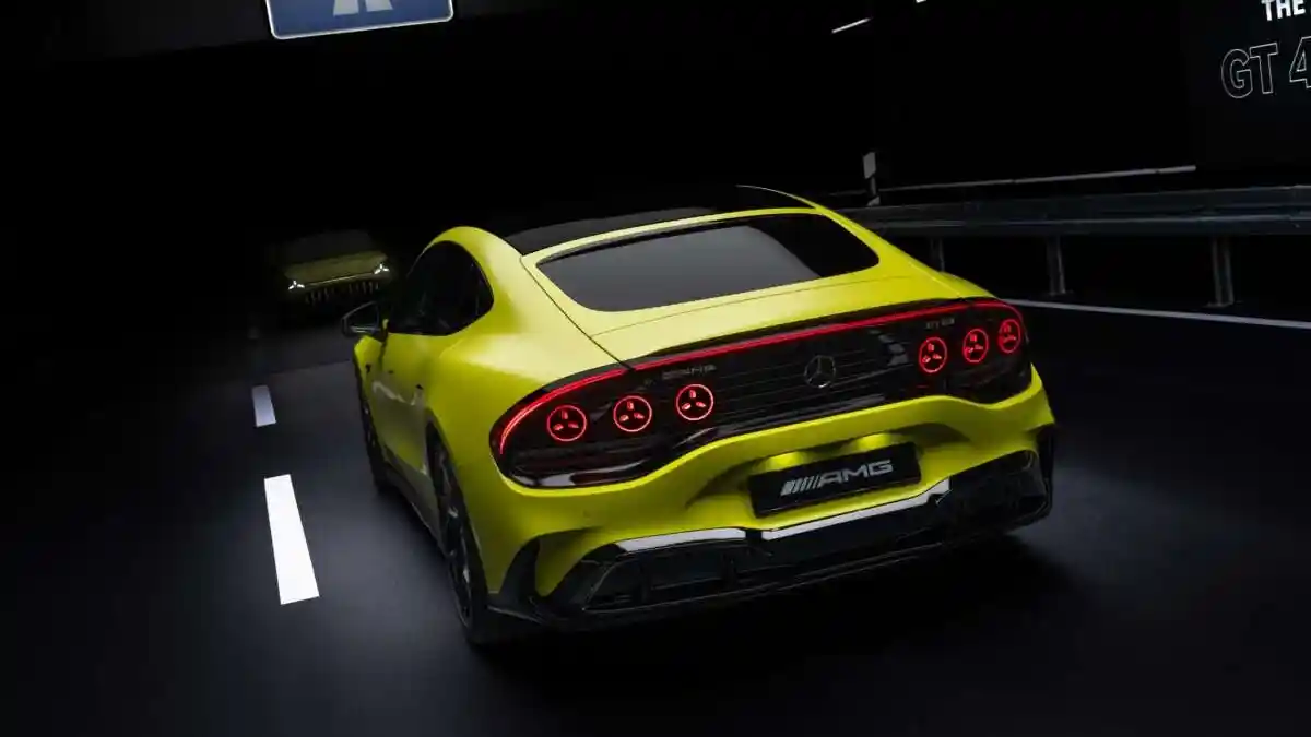 Foto - Mercedes-AMG GT 4-Door Debut Dunia, Intip Kehebatannya