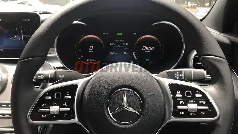 Foto - First Drive: Mercedes-Benz New C-200 EQ Boost Avantgarde Line FL 2018