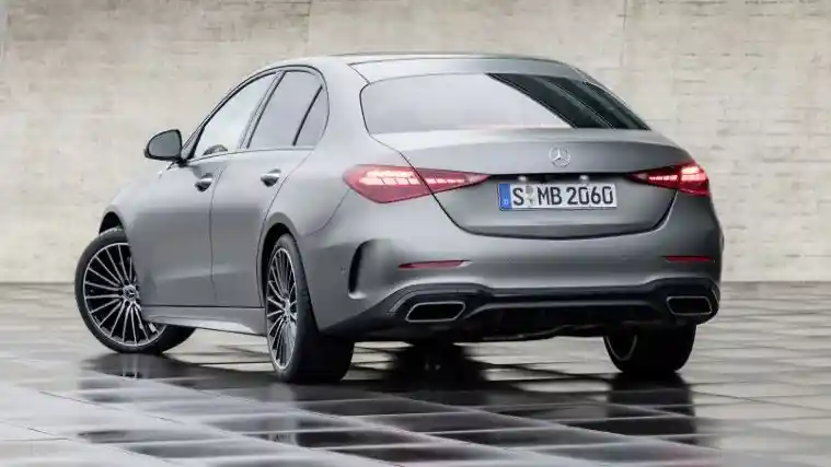 Foto - Mercedes-Benz C-Class Generasi Terbaru Mendekat Ke Indonesia!