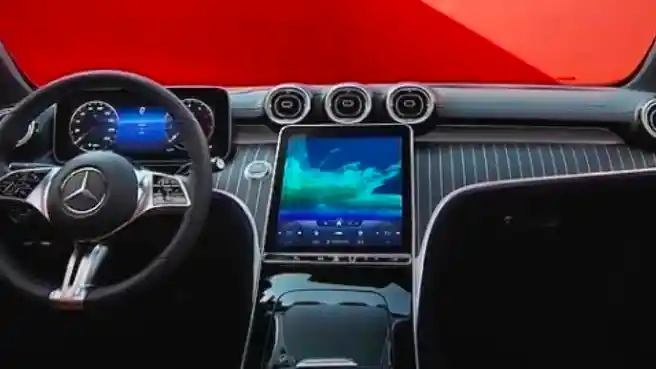 Foto - Wujud Mercedes-Benz C-Class Generasi Terbaru Terkuak