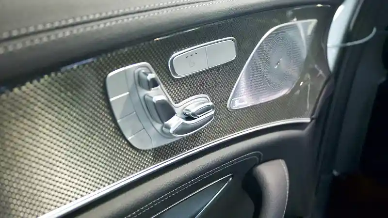 Foto - FIRST DRIVE: Mercedes-Benz New CLS 350 AMG Line 2018