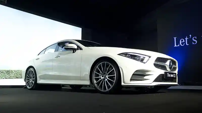 Foto - FIRST DRIVE: Mercedes-Benz New CLS 350 AMG Line 2018