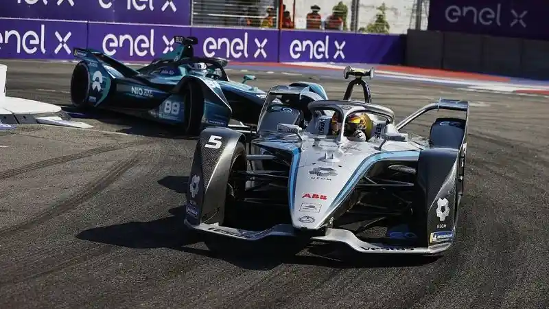 Berita - Tampil All Out, Inilah Rahasia Tim Mercedes-Benz di Formula E Yang Segera Berlangsung