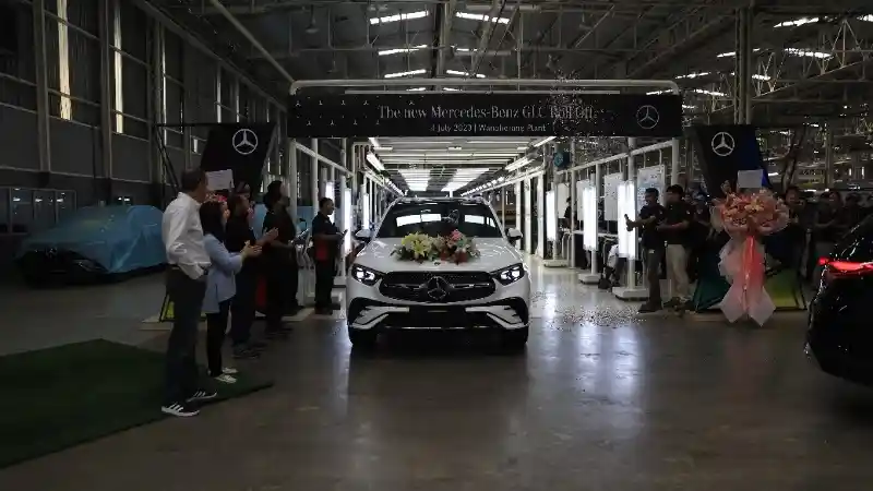 Berita - Dirakit di Indonesia, Harga Resmi Mercedes-Benz GLC Resmi Diumumkan
