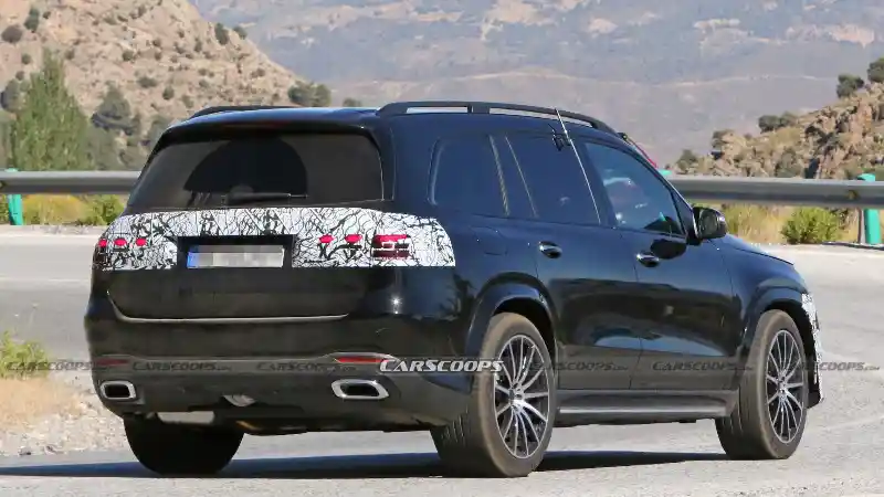 Foto - Mercedes-Benz GLS Facelift Akan Mengusung Mesin 4 Silinder