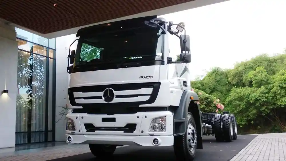 Berita - Daimler Truck Gas Pol Di Tahun 2023