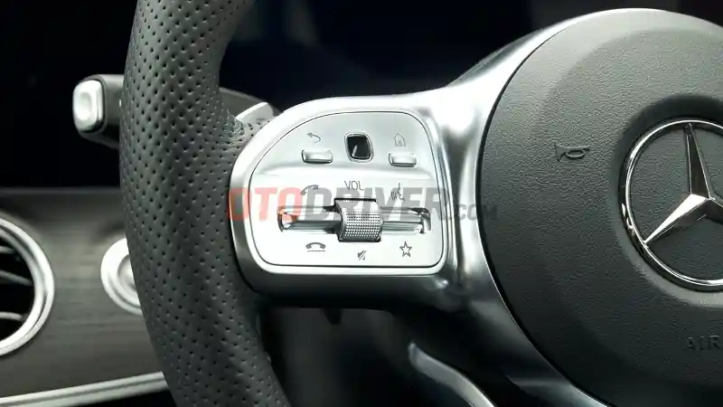 Foto - FIRST DRIVE: Mercedes-Benz New E 350 EQ Boost AMG Line 2019