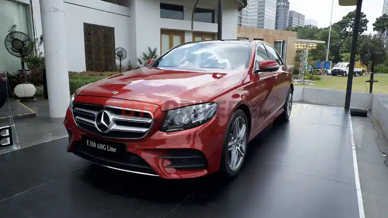 Foto - Daftar Harga MERCEDES-BENZ Terbaru (April 2019)